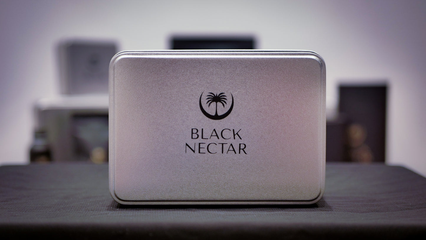 Ajwa Quba Metal Tin